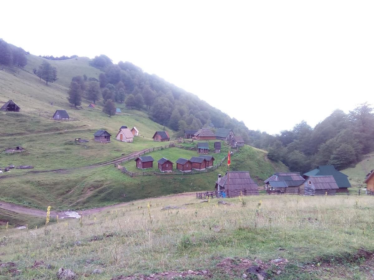 Загородные дома Eco Village Goles Колашин-14
